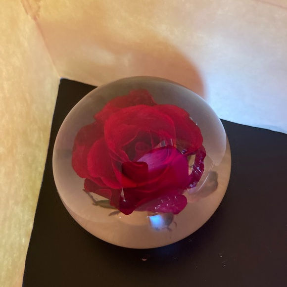 Vintage Tarax infinity red rosé paperweight - Picture 11 of 12